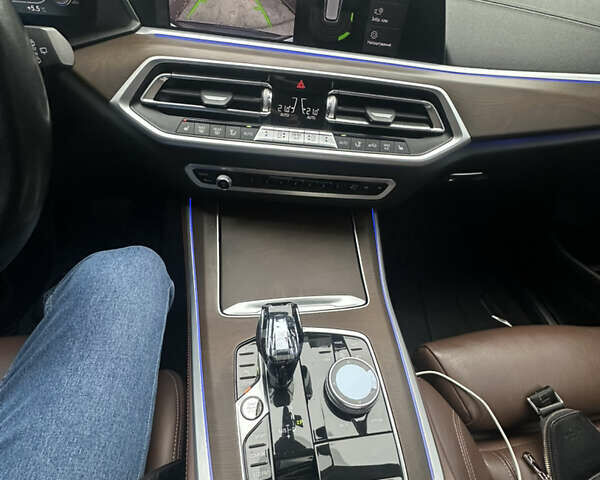 Черный БМВ Х5, объемом двигателя 2 л и пробегом 106 тыс. км за 59999 $, фото 22 на Automoto.ua