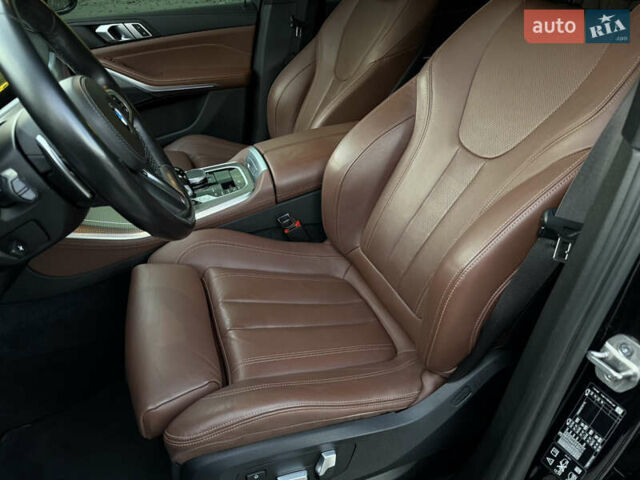 БМВ Х5 2021 у Києві на Automoto.ua Чорний БМВ Х5, об'ємом двигуна 2 л та пробігом 88 тис. км за 55999 $, фото 18 на Automoto.ua