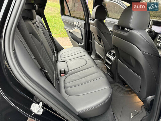 Черный БМВ Х5, объемом двигателя 2.99 л и пробегом 86 тыс. км за 81000 $, фото 73 на Automoto.ua