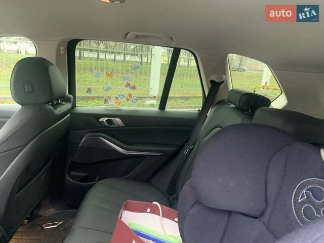 Чорний БМВ Х5, об'ємом двигуна 2 л та пробігом 226 тис. км за 43333 $, фото 8 на Automoto.ua