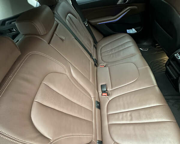 Черный БМВ Х5, объемом двигателя 2 л и пробегом 106 тыс. км за 59999 $, фото 26 на Automoto.ua