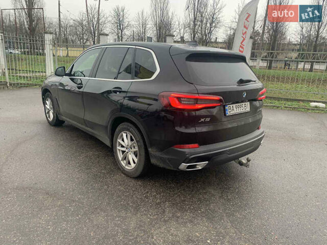 Чорний БМВ Х5, об'ємом двигуна 2 л та пробігом 226 тис. км за 43333 $, фото 6 на Automoto.ua