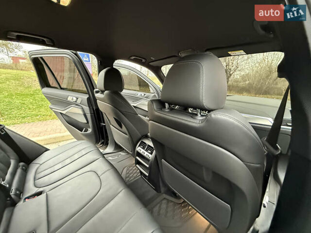 Черный БМВ Х5, объемом двигателя 2.99 л и пробегом 86 тыс. км за 81000 $, фото 74 на Automoto.ua