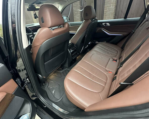 Черный БМВ Х5, объемом двигателя 2 л и пробегом 106 тыс. км за 59999 $, фото 27 на Automoto.ua