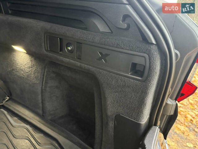 Черный БМВ Х5, объемом двигателя 2.99 л и пробегом 175 тыс. км за 65000 $, фото 13 на Automoto.ua