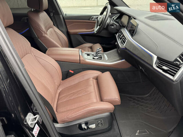 Черный БМВ Х5, объемом двигателя 4.39 л и пробегом 43 тыс. км за 84000 $, фото 19 на Automoto.ua