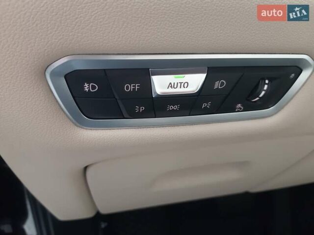 Черный БМВ Х5, объемом двигателя 3 л и пробегом 174 тыс. км за 47500 $, фото 27 на Automoto.ua