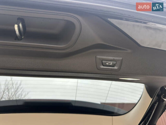 Черный БМВ Х5, объемом двигателя 2 л и пробегом 106 тыс. км за 59999 $, фото 34 на Automoto.ua