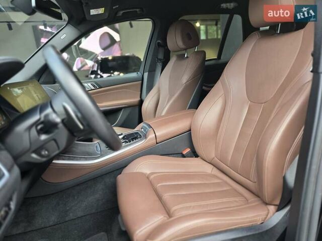 Черный БМВ Х5, объемом двигателя 3 л и пробегом 90 тыс. км за 65999 $, фото 7 на Automoto.ua