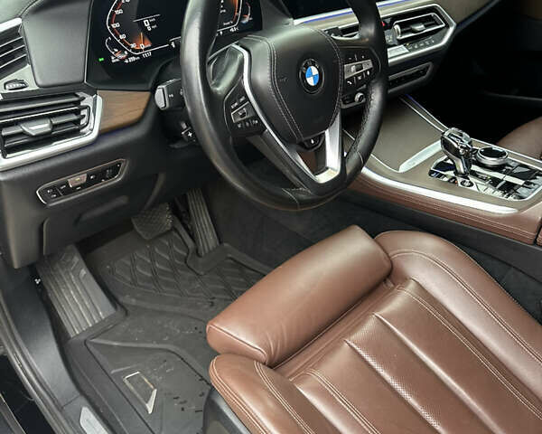 Черный БМВ Х5, объемом двигателя 2 л и пробегом 106 тыс. км за 59999 $, фото 35 на Automoto.ua