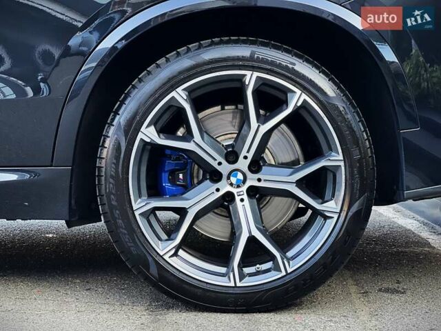 Черный БМВ Х5, объемом двигателя 4.39 л и пробегом 64 тыс. км за 80999 $, фото 12 на Automoto.ua