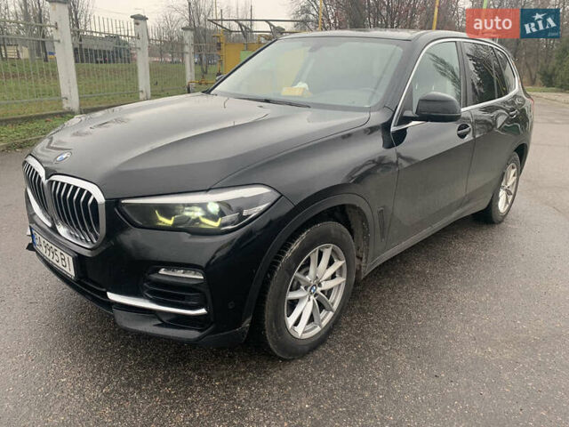 Чорний БМВ Х5, об'ємом двигуна 2 л та пробігом 226 тис. км за 43333 $, фото 2 на Automoto.ua