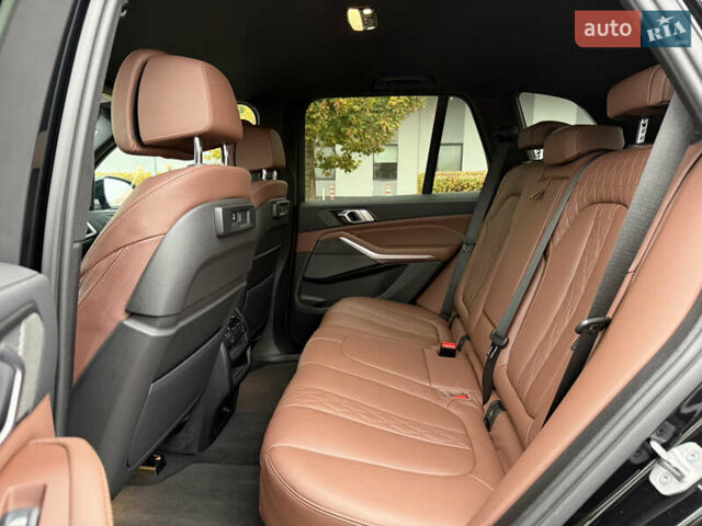 Чорний БМВ Х5, об'ємом двигуна 4.4 л та пробігом 59 тис. км за 80000 $, фото 22 на Automoto.ua