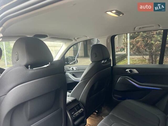 Чорний БМВ Х5, об'ємом двигуна 2 л та пробігом 4 тис. км за 71000 $, фото 7 на Automoto.ua