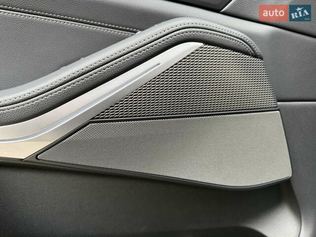 Черный БМВ Х5, объемом двигателя 2.99 л и пробегом 86 тыс. км за 81000 $, фото 61 на Automoto.ua