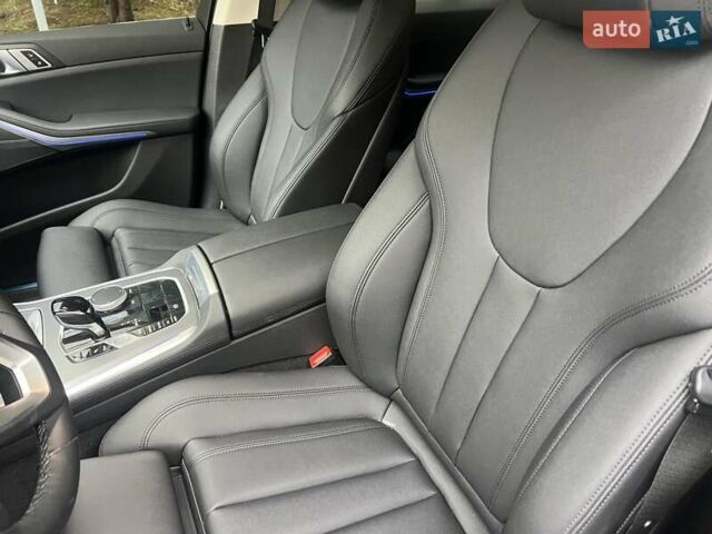 Чорний БМВ Х5, об'ємом двигуна 2 л та пробігом 4 тис. км за 71000 $, фото 8 на Automoto.ua