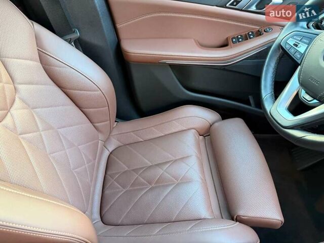 Черный БМВ Х5, объемом двигателя 2 л и пробегом 53 тыс. км за 63000 $, фото 8 на Automoto.ua