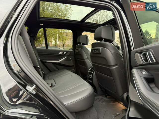 Черный БМВ Х5, объемом двигателя 4.39 л и пробегом 41 тыс. км за 84500 $, фото 33 на Automoto.ua