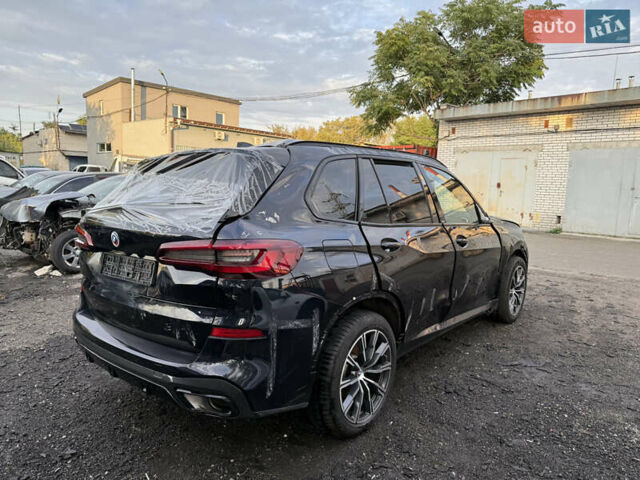 Черный БМВ Х5, объемом двигателя 2 л и пробегом 60 тыс. км за 35000 $, фото 2 на Automoto.ua