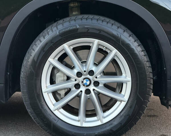 Черный БМВ Х5, объемом двигателя 2 л и пробегом 78 тыс. км за 56900 $, фото 7 на Automoto.ua