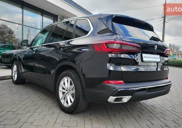 Черный БМВ Х5, объемом двигателя 2 л и пробегом 87 тыс. км за 55900 $, фото 12 на Automoto.ua