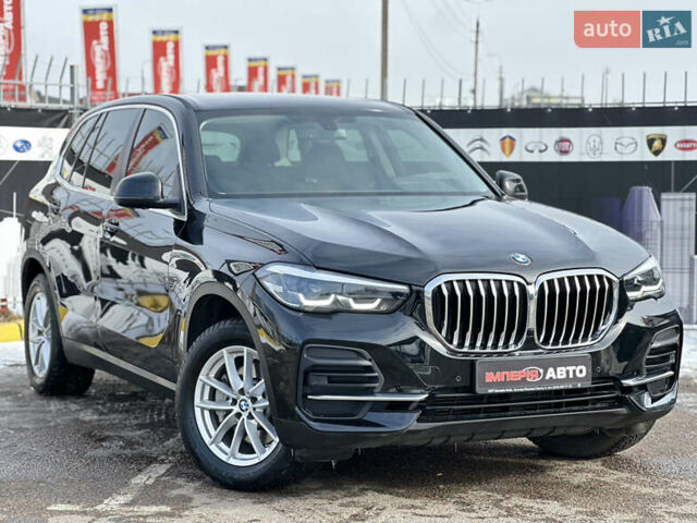 Черный БМВ Х5, объемом двигателя 2 л и пробегом 68 тыс. км за 57400 $, фото 3 на Automoto.ua