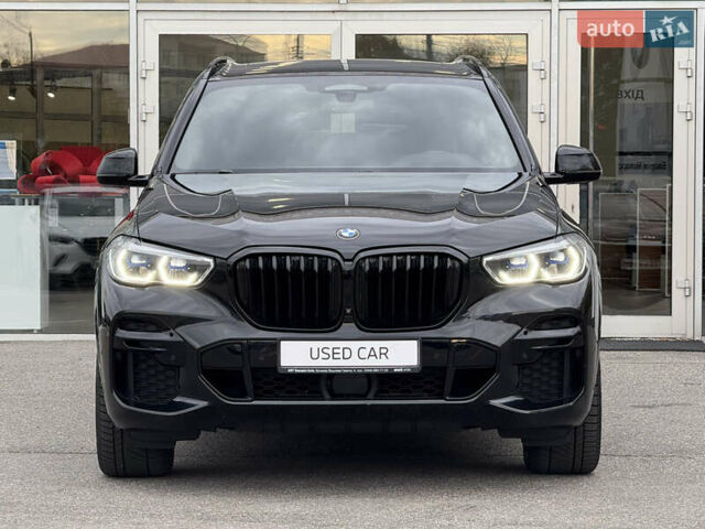 Черный БМВ Х5, объемом двигателя 4.39 л и пробегом 41 тыс. км за 84500 $, фото 1 на Automoto.ua
