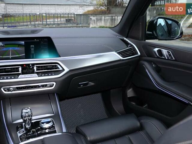 Черный БМВ Х5, объемом двигателя 3 л и пробегом 55 тыс. км за 72999 $, фото 41 на Automoto.ua