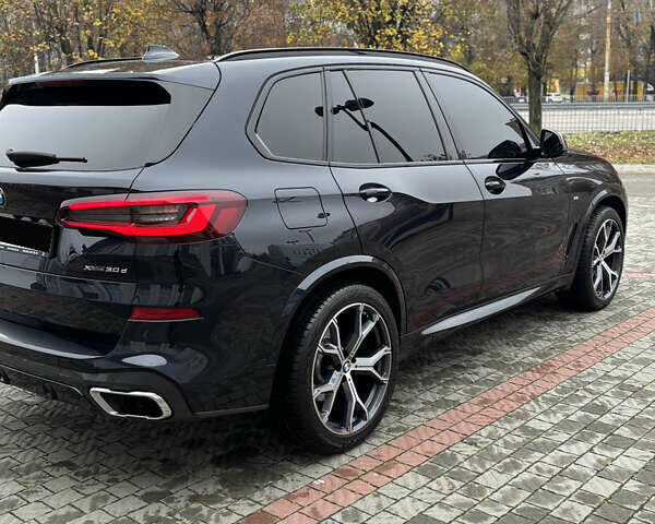 Чорний БМВ Х5, об'ємом двигуна 2.99 л та пробігом 64 тис. км за 82800 $, фото 3 на Automoto.ua