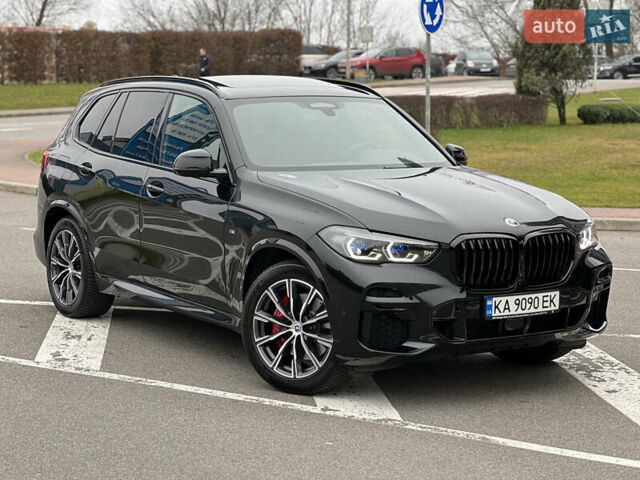 Черный БМВ Х5, объемом двигателя 2.99 л и пробегом 33 тыс. км за 82900 $, фото 1 на Automoto.ua