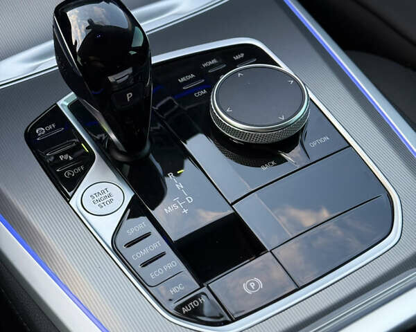 Черный БМВ Х5, объемом двигателя 2 л и пробегом 78 тыс. км за 56900 $, фото 13 на Automoto.ua