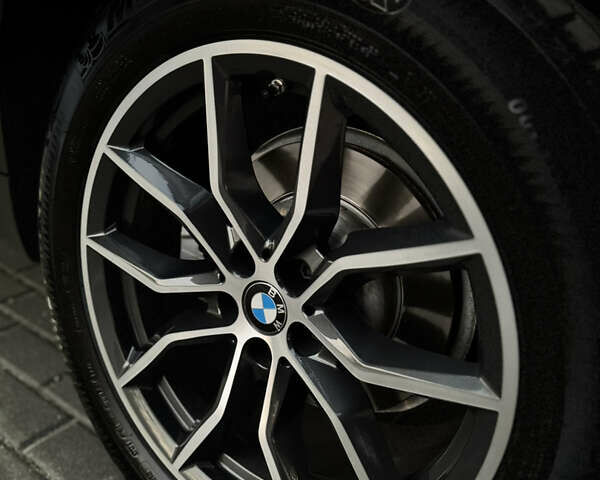 Черный БМВ Х5, объемом двигателя 2.99 л и пробегом 51 тыс. км за 71900 $, фото 44 на Automoto.ua