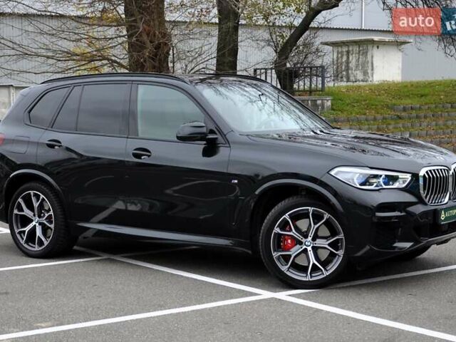 Черный БМВ Х5, объемом двигателя 3 л и пробегом 55 тыс. км за 72999 $, фото 1 на Automoto.ua