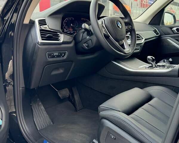 Черный БМВ Х5, объемом двигателя 2.99 л и пробегом 9 тыс. км за 77700 $, фото 6 на Automoto.ua