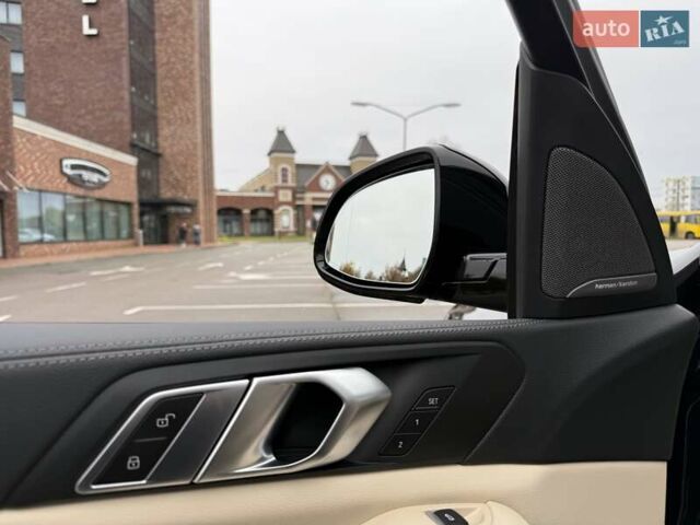 Чорний БМВ Х5, об'ємом двигуна 2.99 л та пробігом 15 тис. км за 82900 $, фото 54 на Automoto.ua