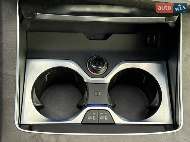 Черный БМВ Х5, объемом двигателя 2.99 л и пробегом 88 тыс. км за 80900 $, фото 76 на Automoto.ua