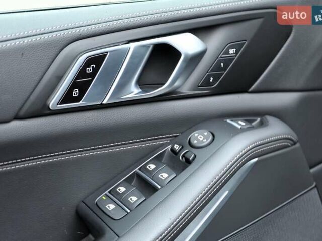 Черный БМВ Х5, объемом двигателя 3 л и пробегом 55 тыс. км за 72999 $, фото 22 на Automoto.ua