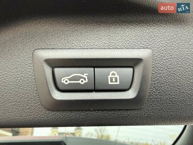 Чорний БМВ Х5, об'ємом двигуна 2.99 л та пробігом 15 тис. км за 82900 $, фото 76 на Automoto.ua