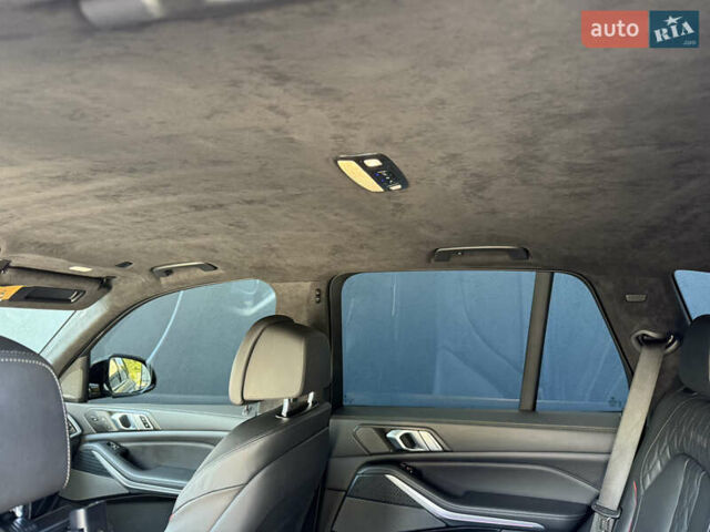Чорний БМВ Х5, об'ємом двигуна 2.99 л та пробігом 65 тис. км за 90000 $, фото 26 на Automoto.ua