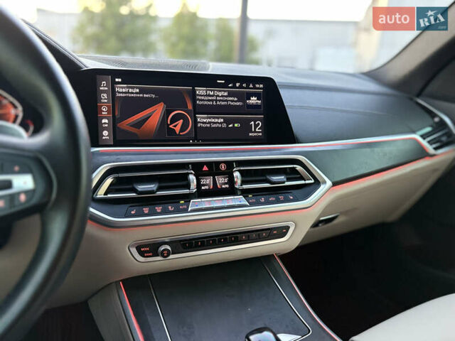 Черный БМВ Х5, объемом двигателя 3 л и пробегом 83 тыс. км за 49999 $, фото 5 на Automoto.ua