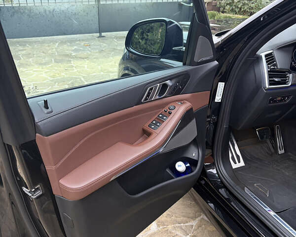 Чорний БМВ Х5, об'ємом двигуна 3 л та пробігом 100 тис. км за 75000 $, фото 20 на Automoto.ua