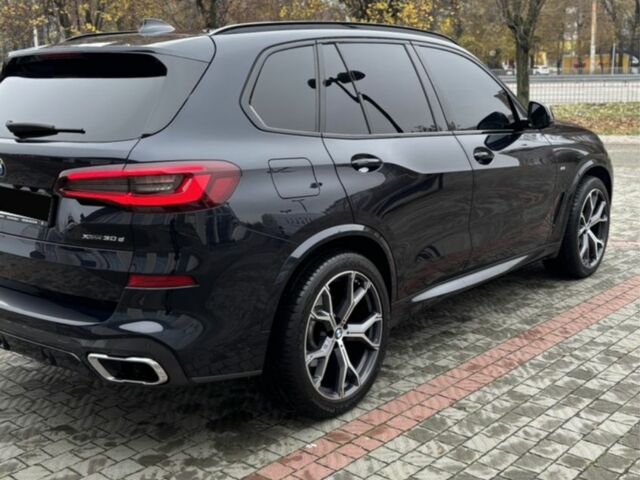 Черный БМВ Х5, объемом двигателя 3 л и пробегом 64 тыс. км за 81300 $, фото 3 на Automoto.ua