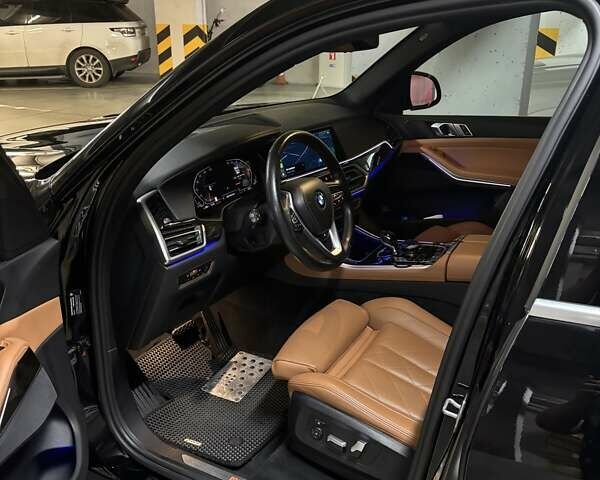 Чорний БМВ Х5, об'ємом двигуна 3 л та пробігом 67 тис. км за 69500 $, фото 1 на Automoto.ua