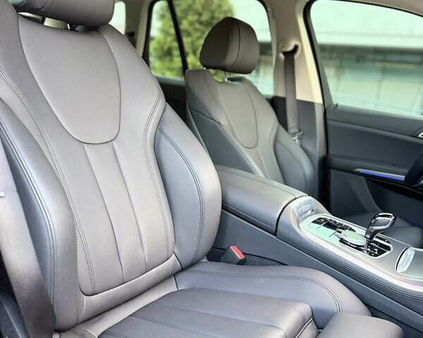 Черный БМВ Х5, объемом двигателя 2 л и пробегом 78 тыс. км за 56900 $, фото 8 на Automoto.ua