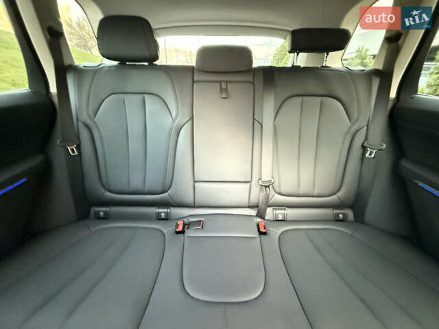 Черный БМВ Х5, объемом двигателя 2 л и пробегом 78 тыс. км за 56900 $, фото 11 на Automoto.ua