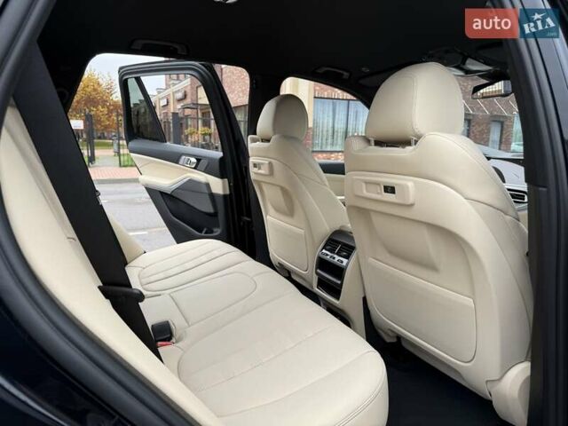 Чорний БМВ Х5, об'ємом двигуна 2.99 л та пробігом 15 тис. км за 82900 $, фото 80 на Automoto.ua