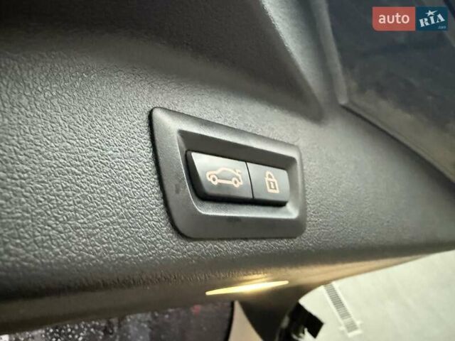 Черный БМВ Х5, объемом двигателя 3 л и пробегом 93 тыс. км за 77333 $, фото 28 на Automoto.ua