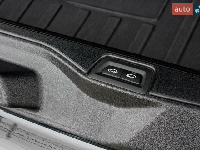 Черный БМВ Х5, объемом двигателя 3 л и пробегом 42 тыс. км за 68500 $, фото 34 на Automoto.ua