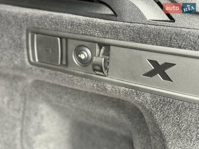 Черный БМВ Х5, объемом двигателя 2.99 л и пробегом 64 тыс. км за 105000 $, фото 9 на Automoto.ua