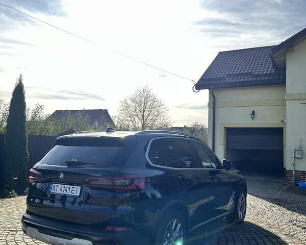 Черный БМВ Х5, объемом двигателя 2 л и пробегом 11 тыс. км за 75000 $, фото 4 на Automoto.ua